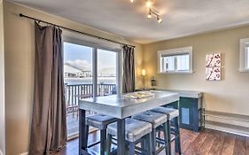 Waterfront Condo On Pier In Downtown Astoria!